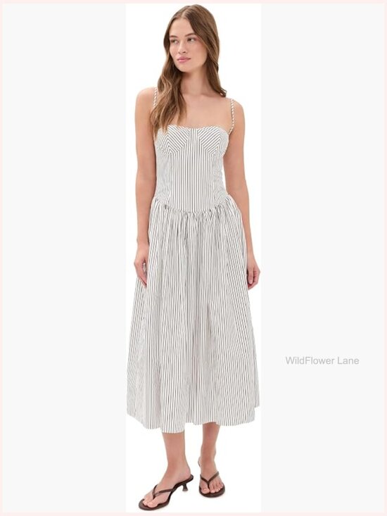 Dresses & Skirts - Square neck midi dress with adjustable straps